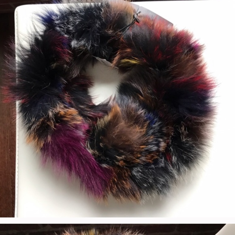 NWOT Genuine Fox Fur Circle Scarf / Neck Warmer